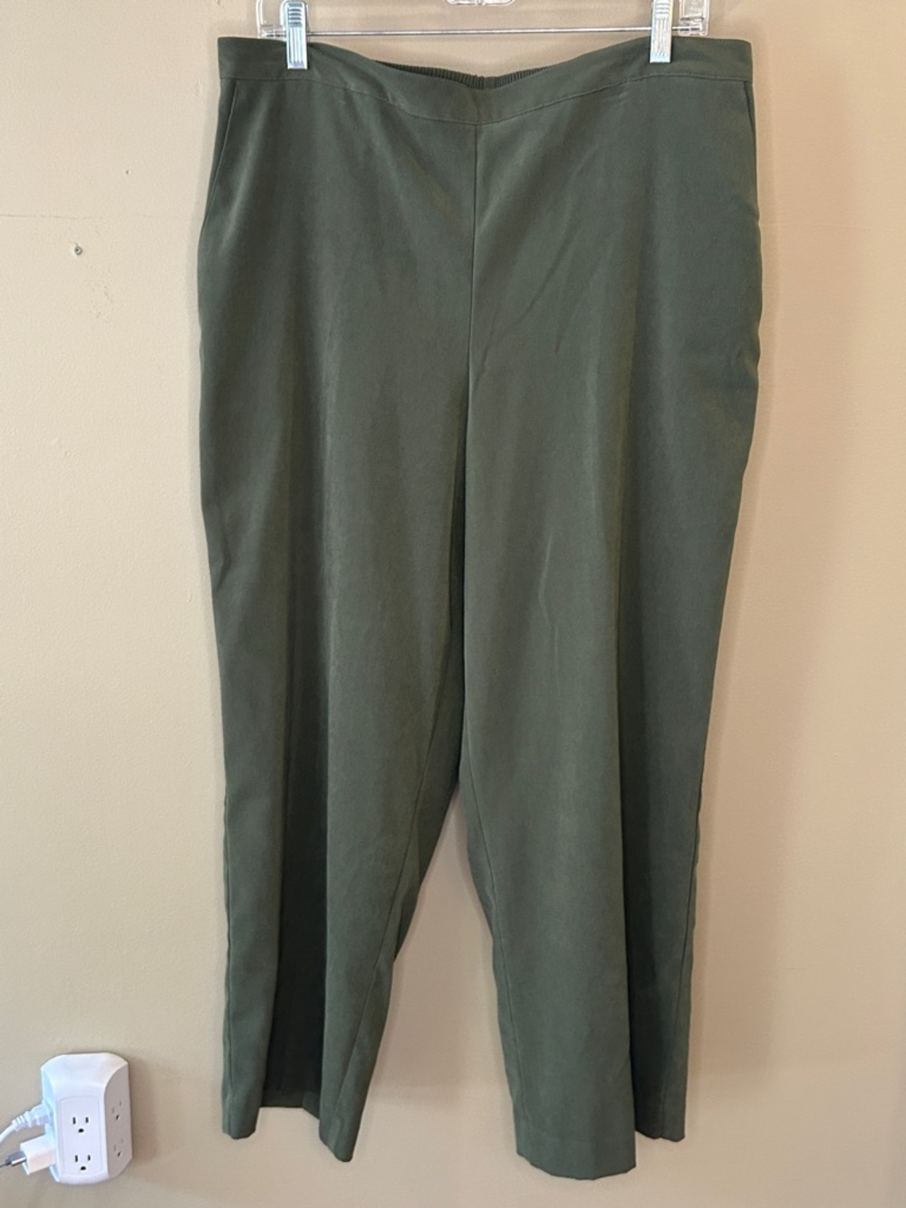 Alfred Dunner Olive Green Elastic Waist Pants